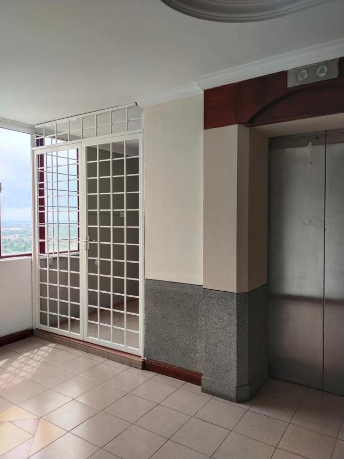 Cmk Apartmen Mutiara Tower 3 Bedroom Kota Bharu#Netflix Exteriör bild