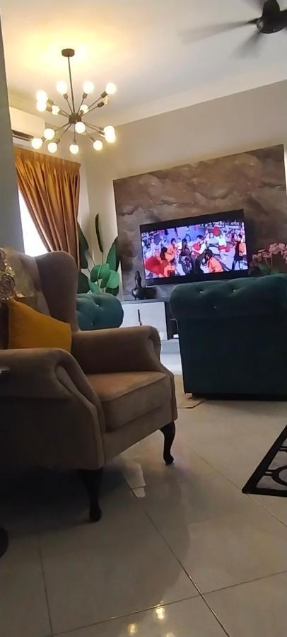 Cmk Apartmen Mutiara Tower 3 Bedroom Kota Bharu#Netflix Exteriör bild